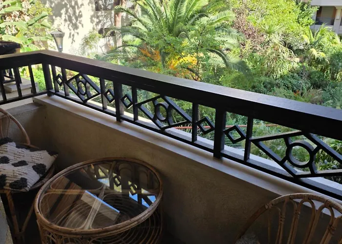 Au Calme Proche De La * Menton